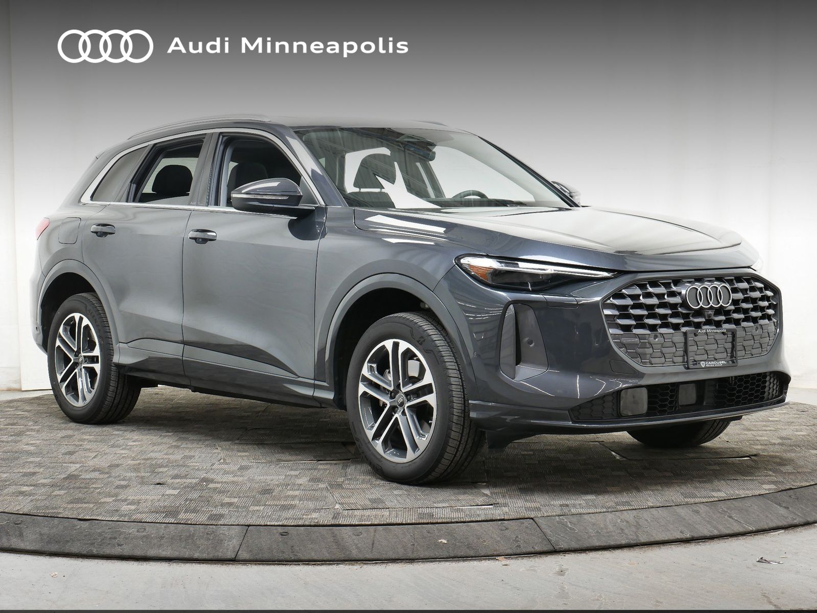 Thumbnail: 2025 Audi Q5 - 11