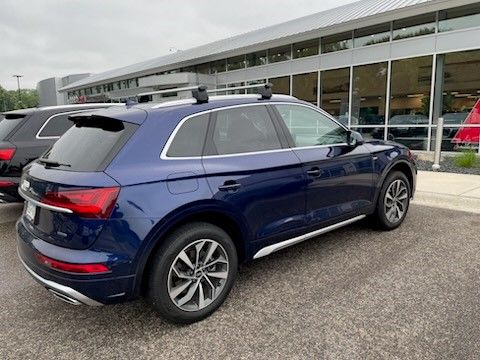 2022 Audi Q5 e Premium Plus 3