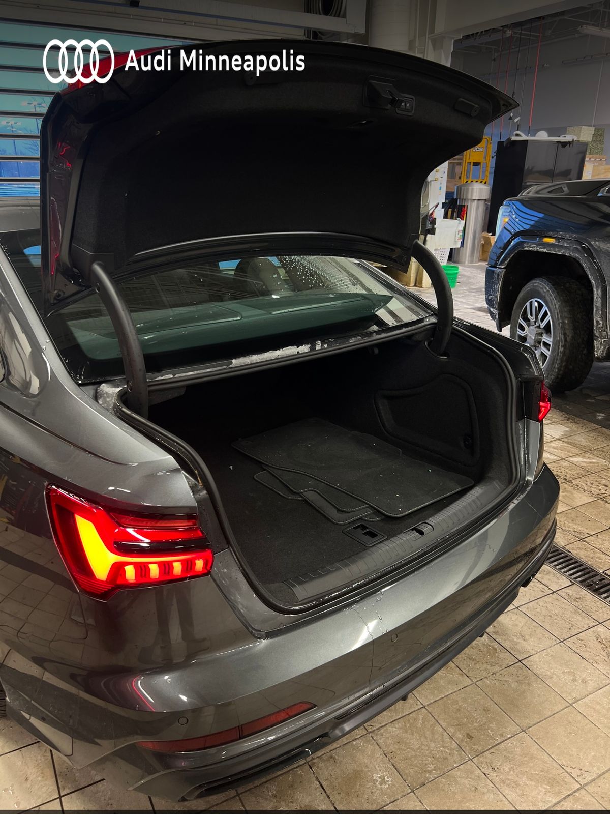 Thumbnail: 2023 Audi A6 - 25