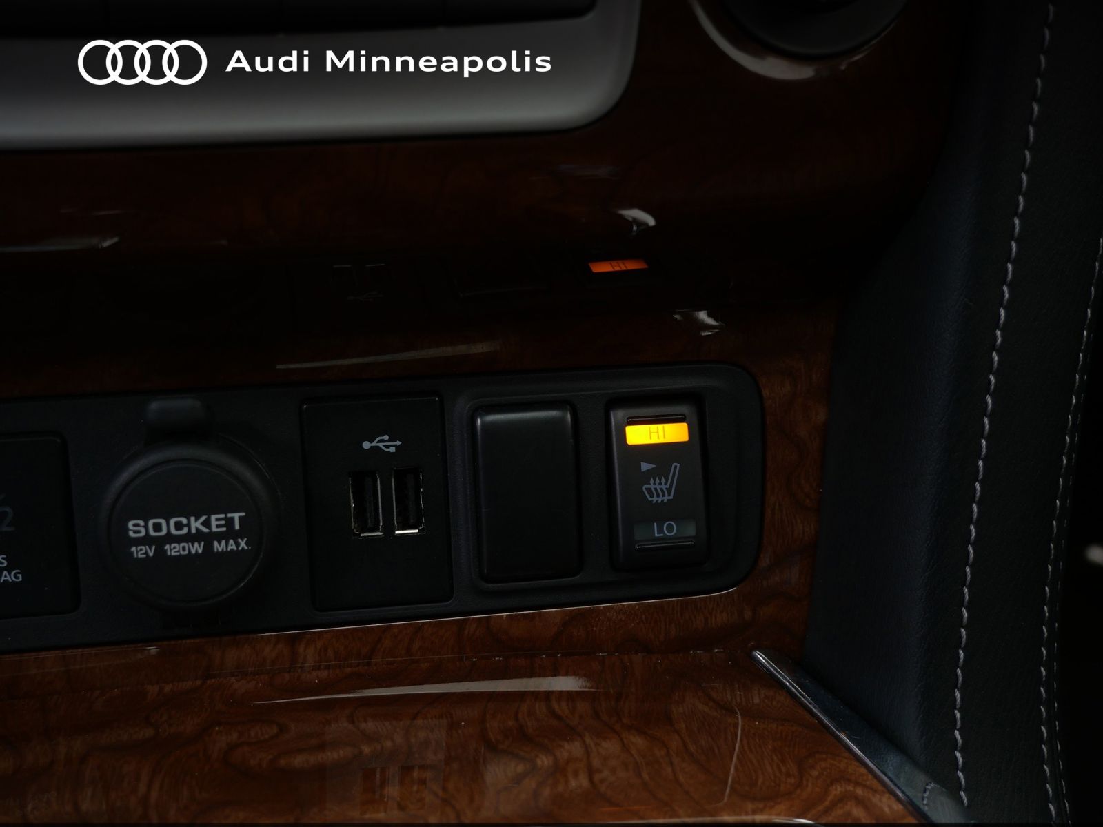 Thumbnail: 2018 INFINITI QX80 - 32