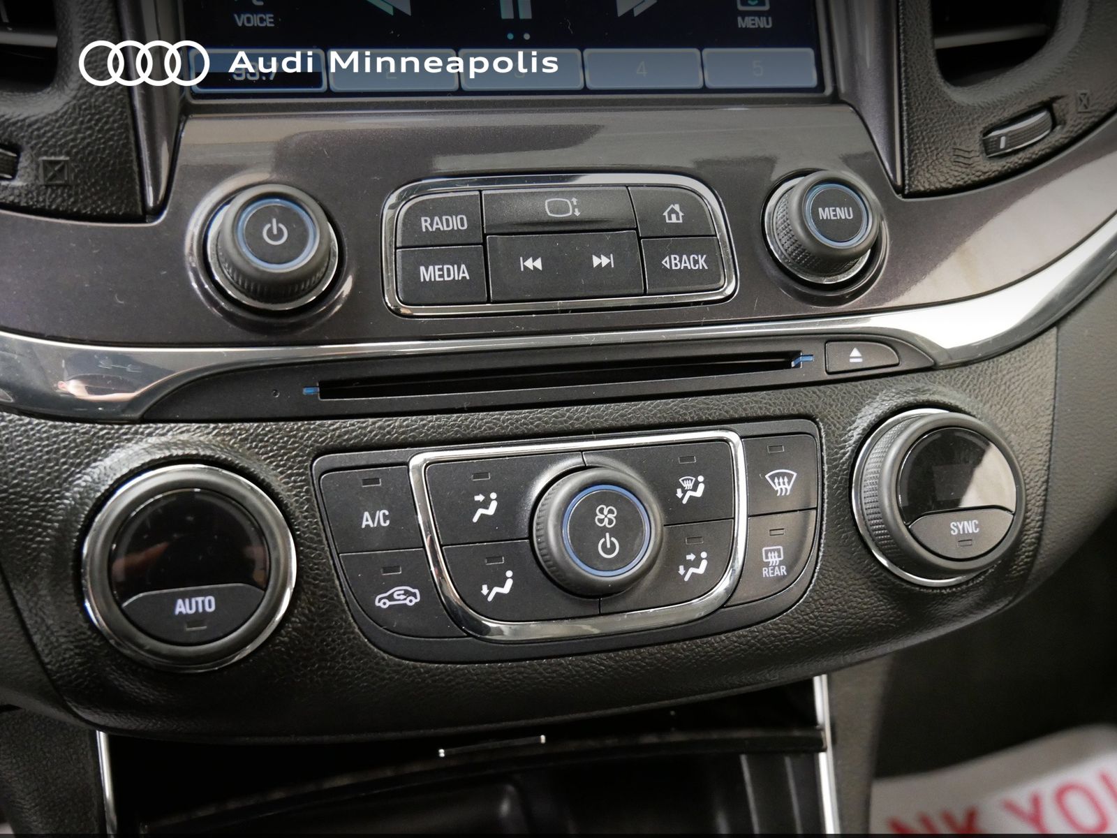 Thumbnail: 2015 Chevrolet Impala - 24