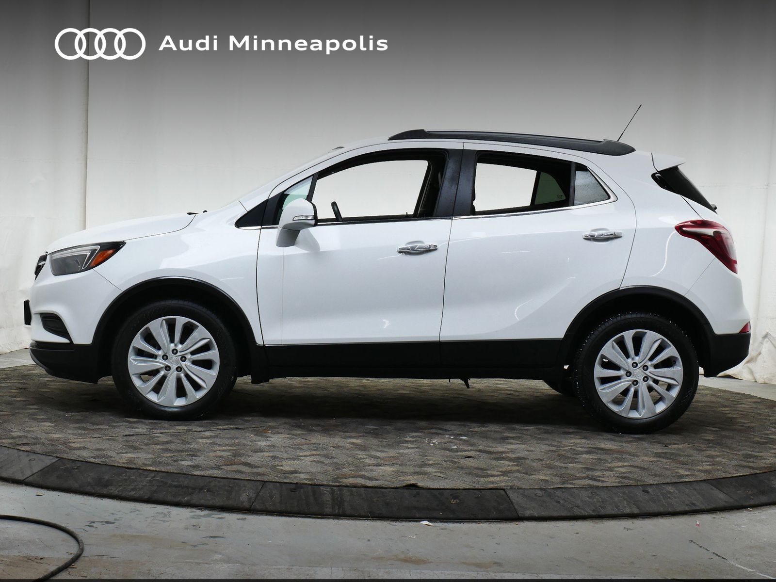 Thumbnail: 2017 Buick Encore - 3