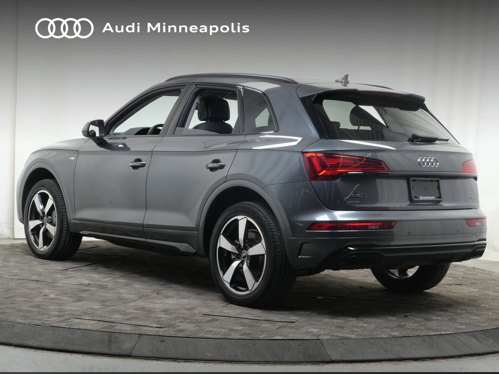 Thumbnail: 2023 Audi Q5 - 5