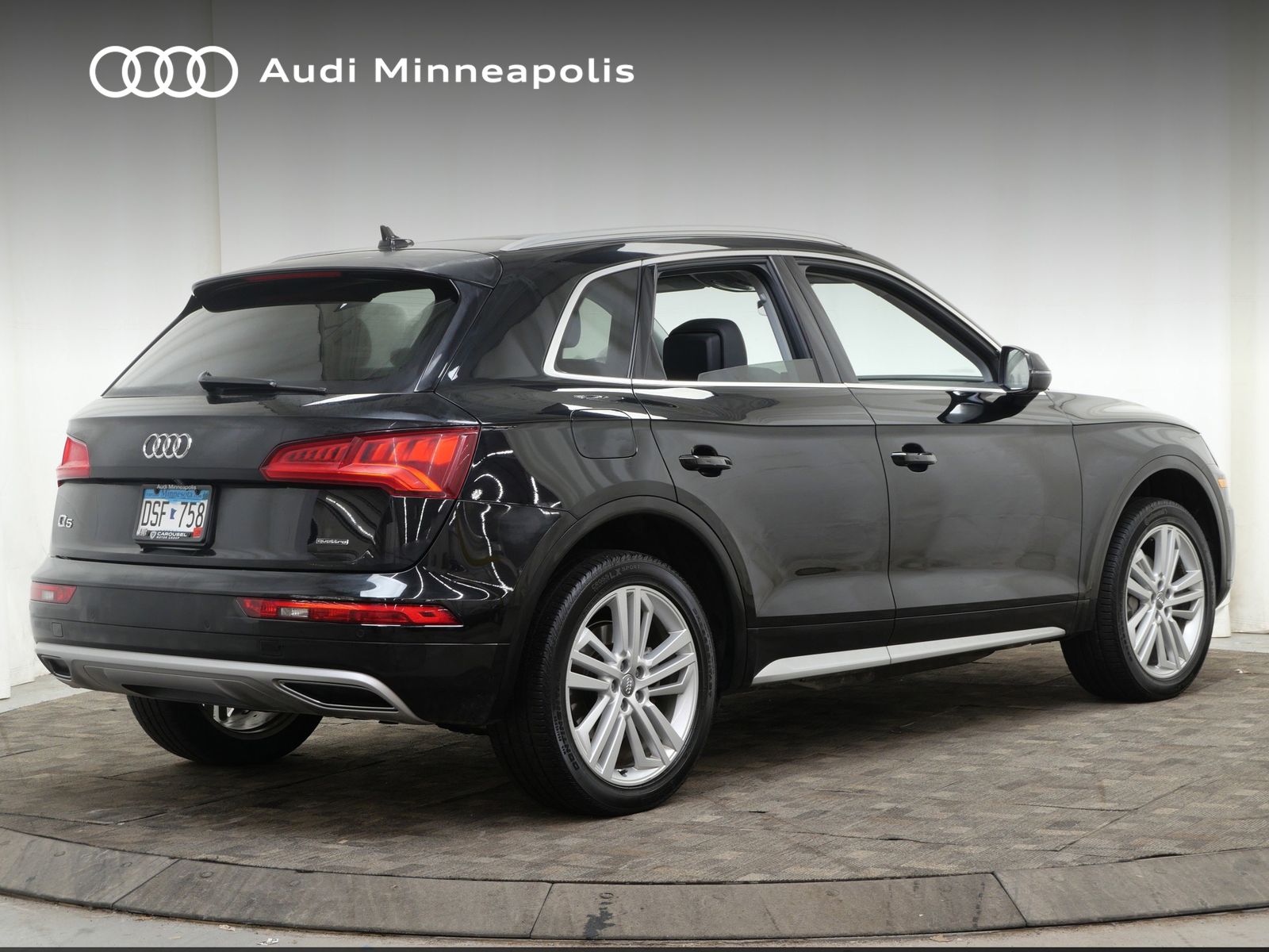 Thumbnail: 2019 Audi Q5 - 6