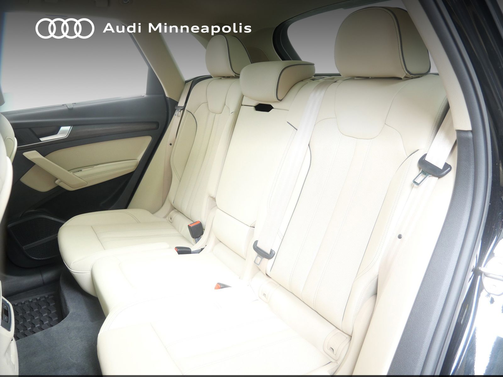 Thumbnail: 2023 Audi Q5 - 16