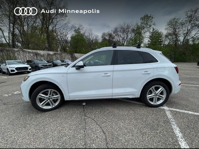 Thumbnail: 2023 Audi Q5 - 6