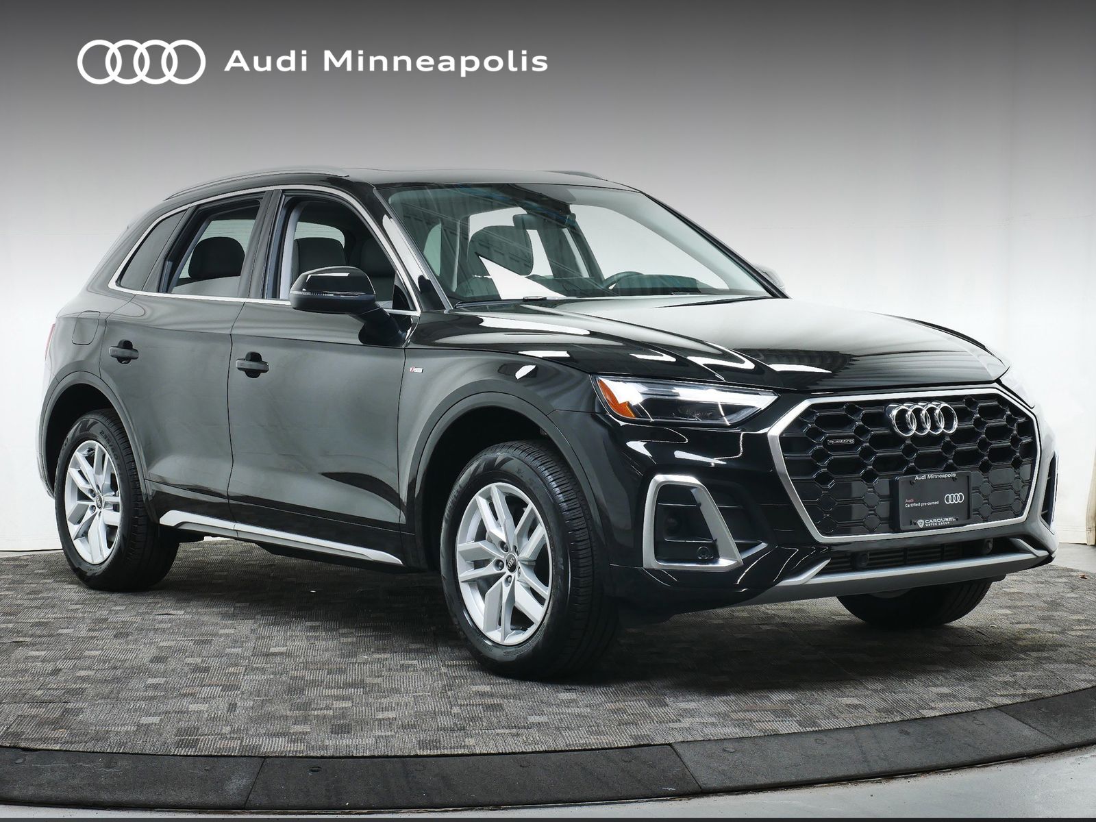 Thumbnail: 2024 Audi Q5 - 8