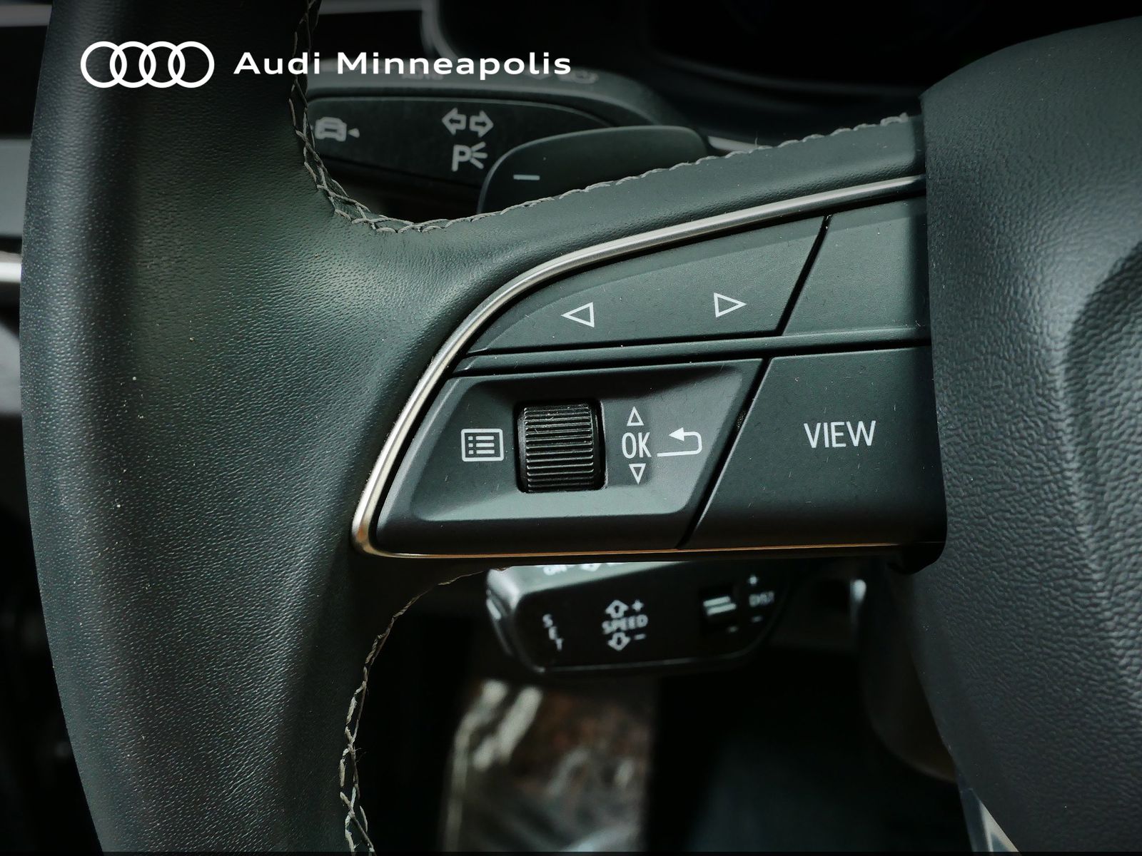 Thumbnail: 2025 Audi Q8 - 21