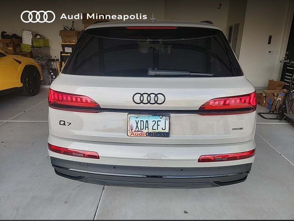 Thumbnail: 2022 Audi Q7 - 9