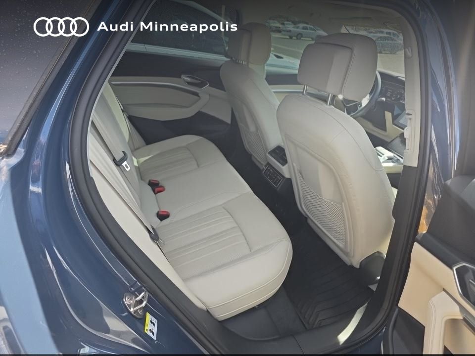 Thumbnail: 2024 Audi Q8 e-tron - 14