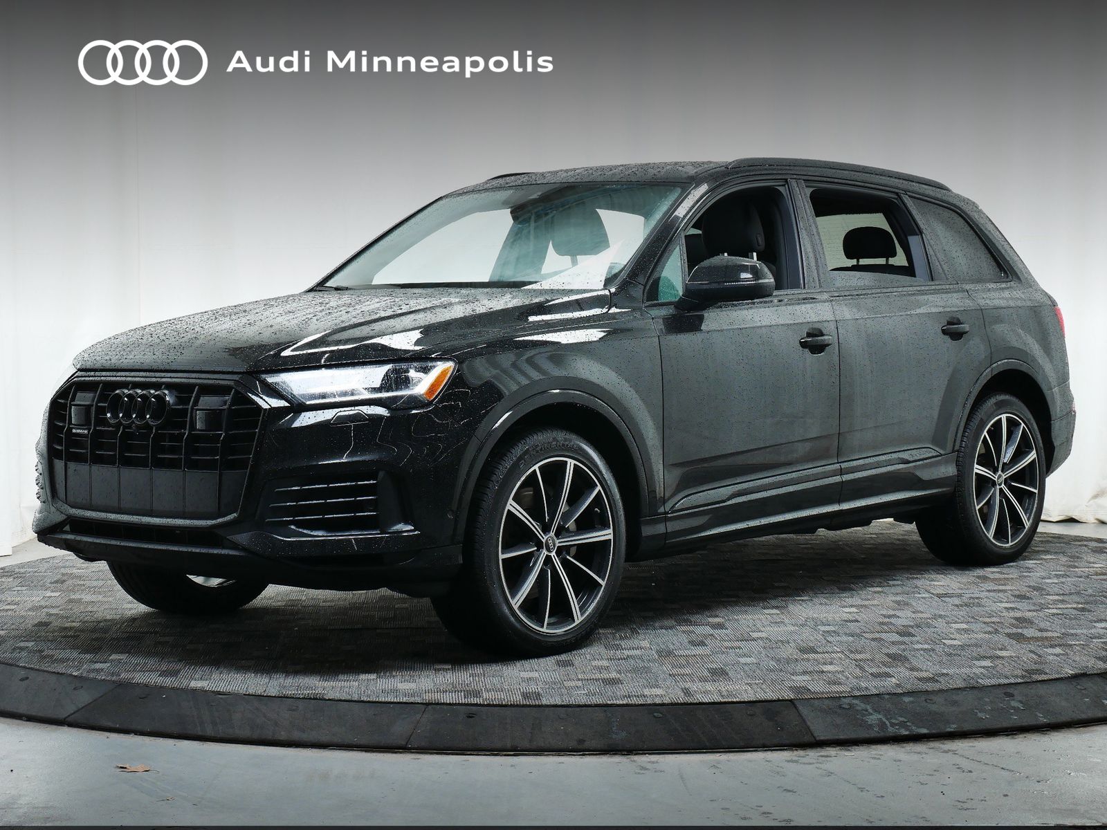 2022 Audi Q7 Premium Plus -
                  Golden Valley, MN
