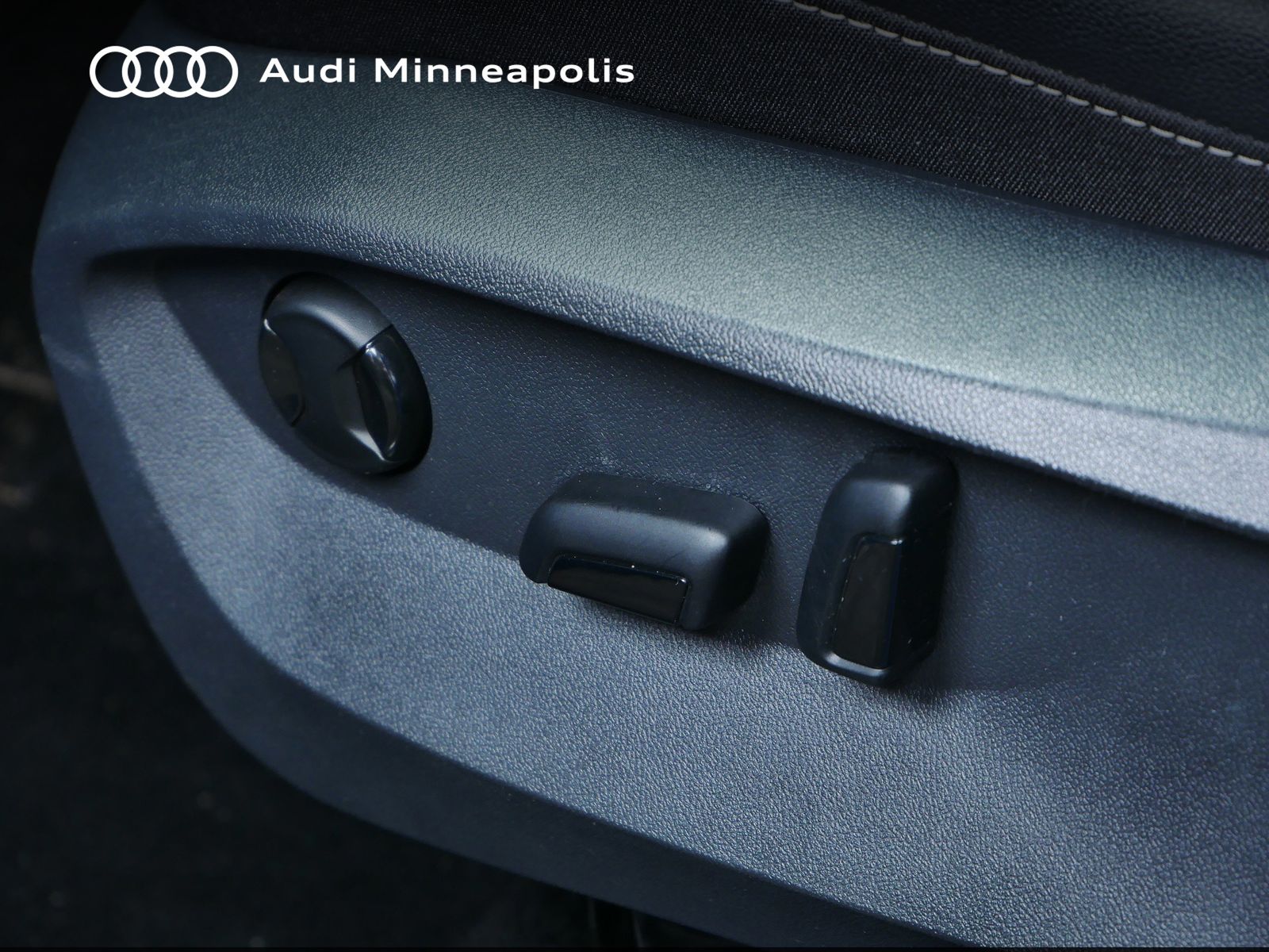 Thumbnail: 2023 Volkswagen Taos - 13