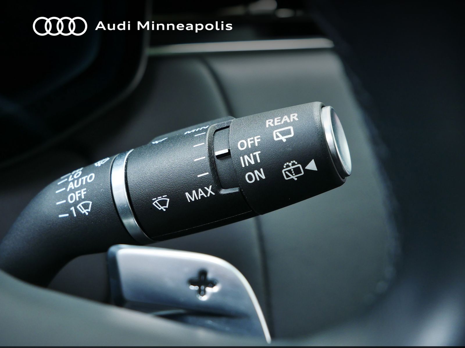 Thumbnail: 2023 Land Rover Range Rover - 20