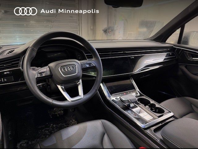 Thumbnail: 2025 Audi Q7 - 2