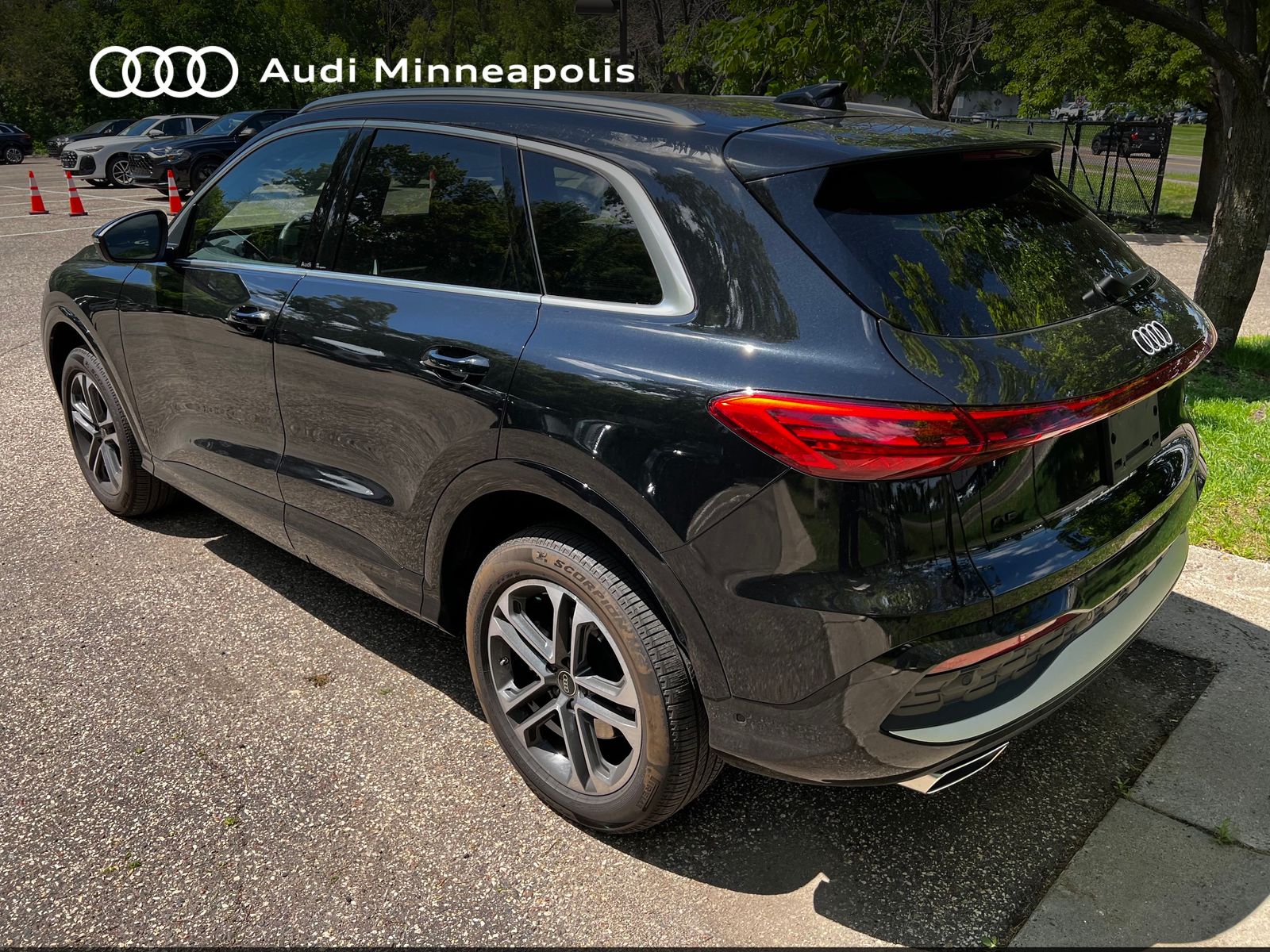 Thumbnail: 2025 Audi Q5 - 4