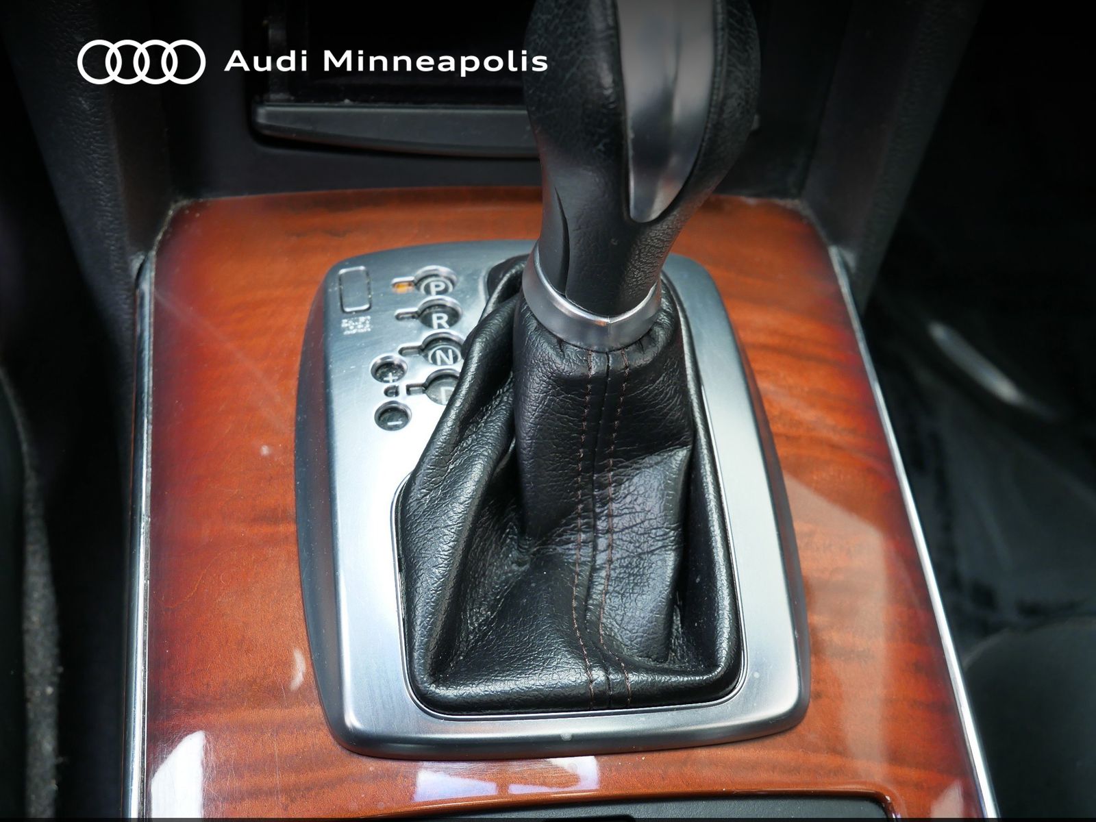 Thumbnail: 2015 INFINITI QX70 - 26