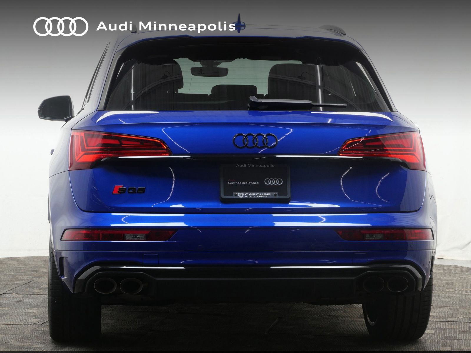 Thumbnail: 2023 Audi SQ5 - 6