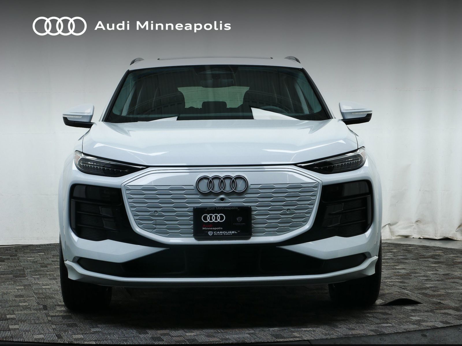 Thumbnail: 2025 Audi Q6 e-tron - 7