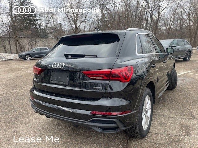 Thumbnail: 2025 Audi Q3 - 10