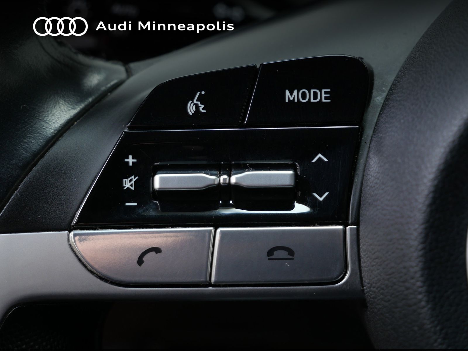 Thumbnail: 2022 Hyundai Elantra - 18