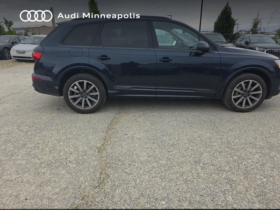 Thumbnail: 2023 Audi Q7 - 11