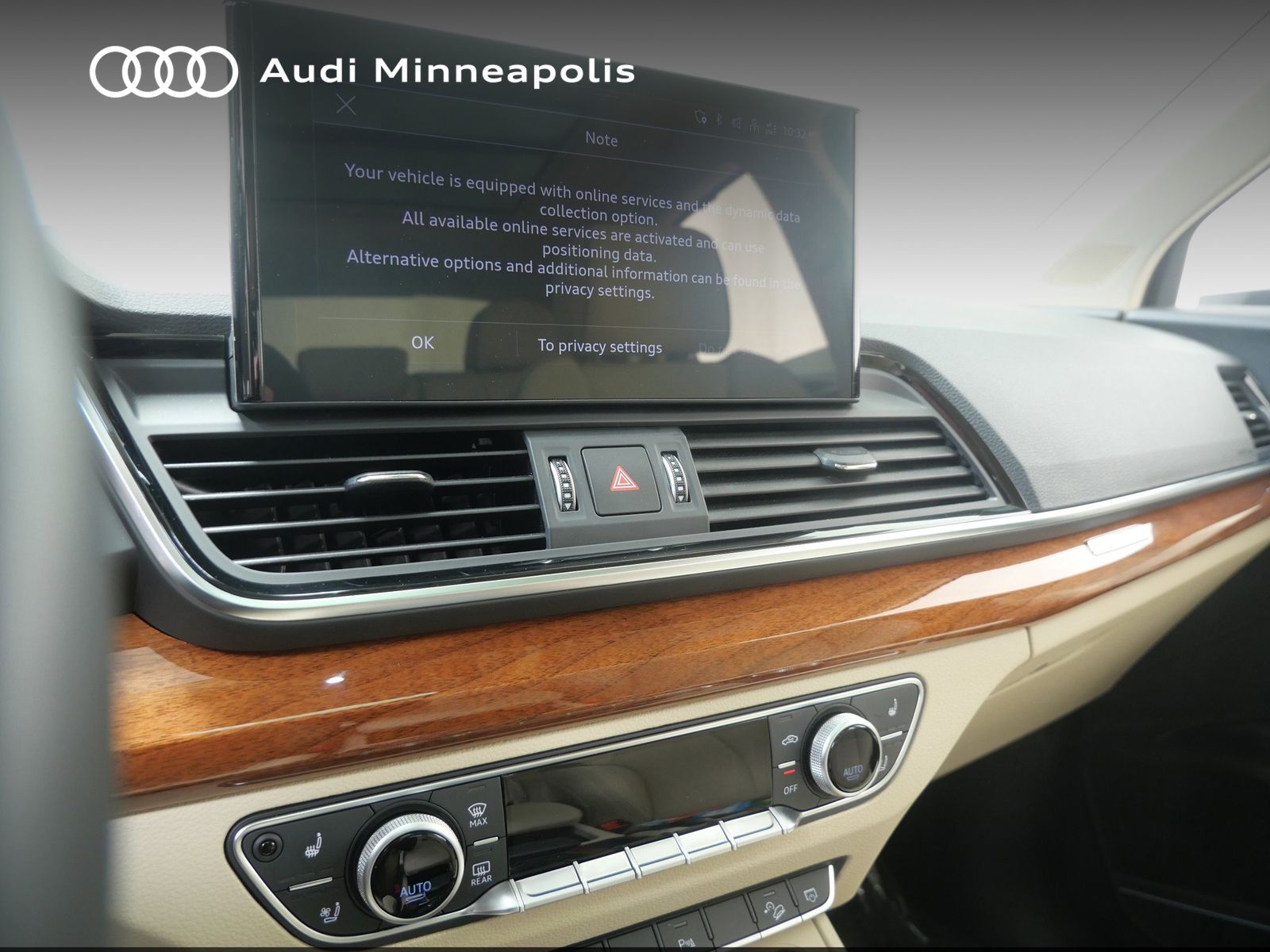 Thumbnail: 2023 Audi Q5 - 25