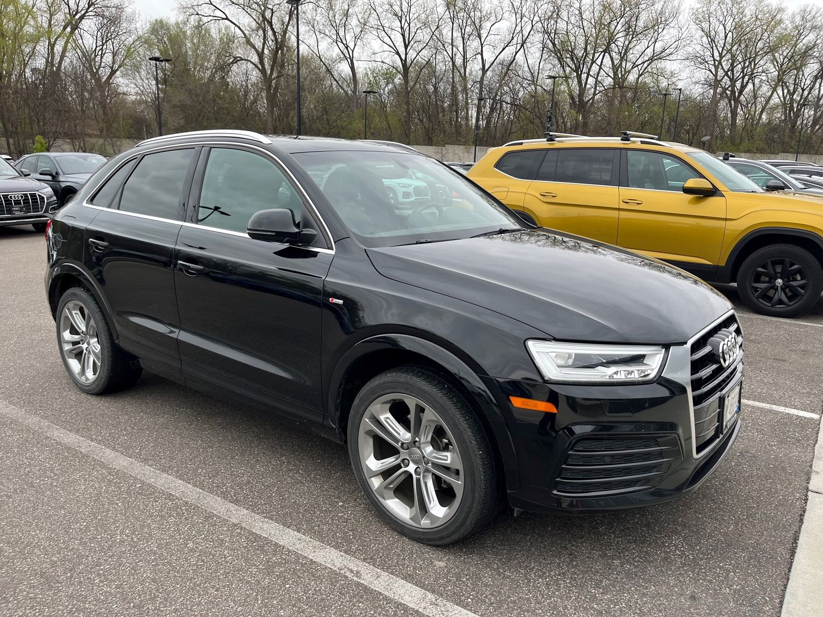 Used 2018 Audi Q3 Premium Plus with VIN WA1JCCFSXJR028689 for sale in Minneapolis, Minnesota