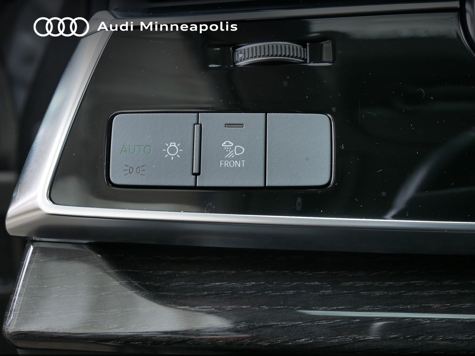 Thumbnail: 2020 Audi Q7 - 19