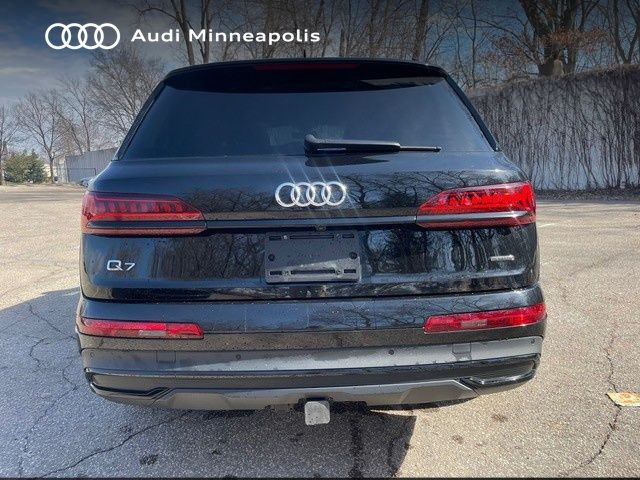 Thumbnail: 2023 Audi Q7 - 7