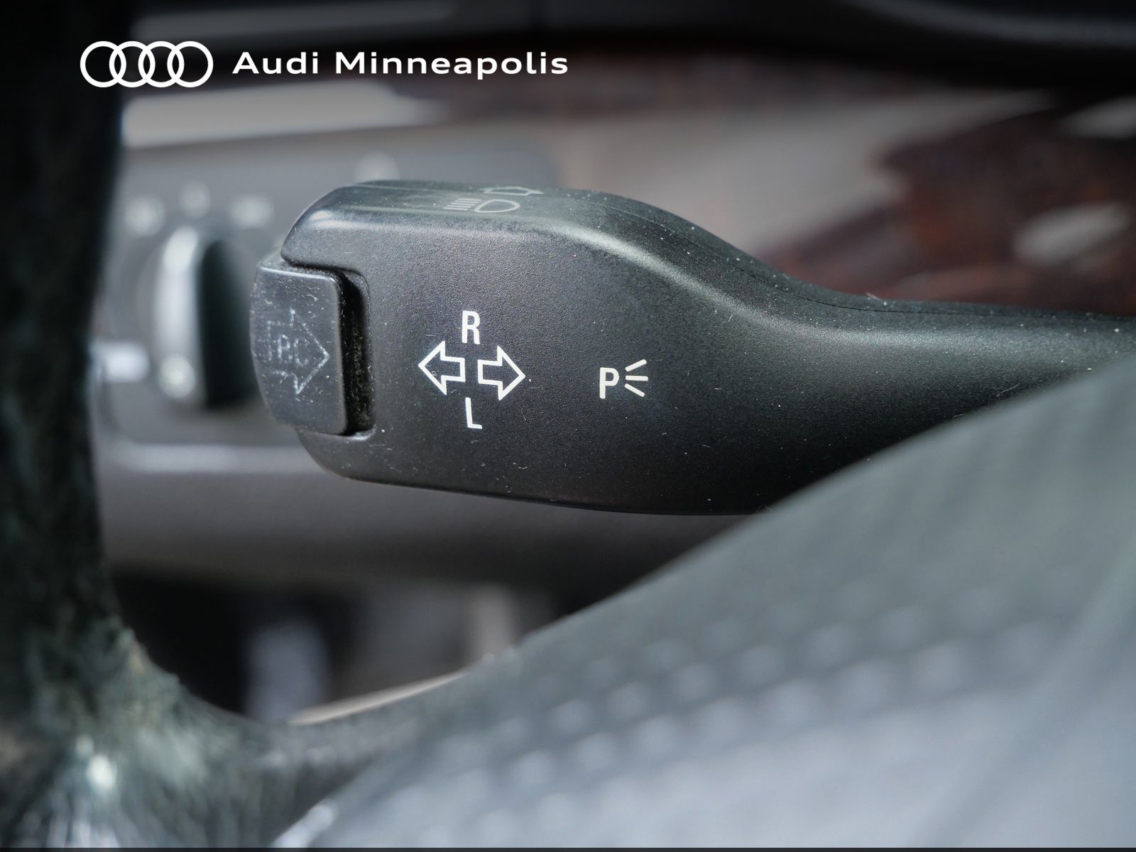 Thumbnail: 2003 BMW 3 Series - 23