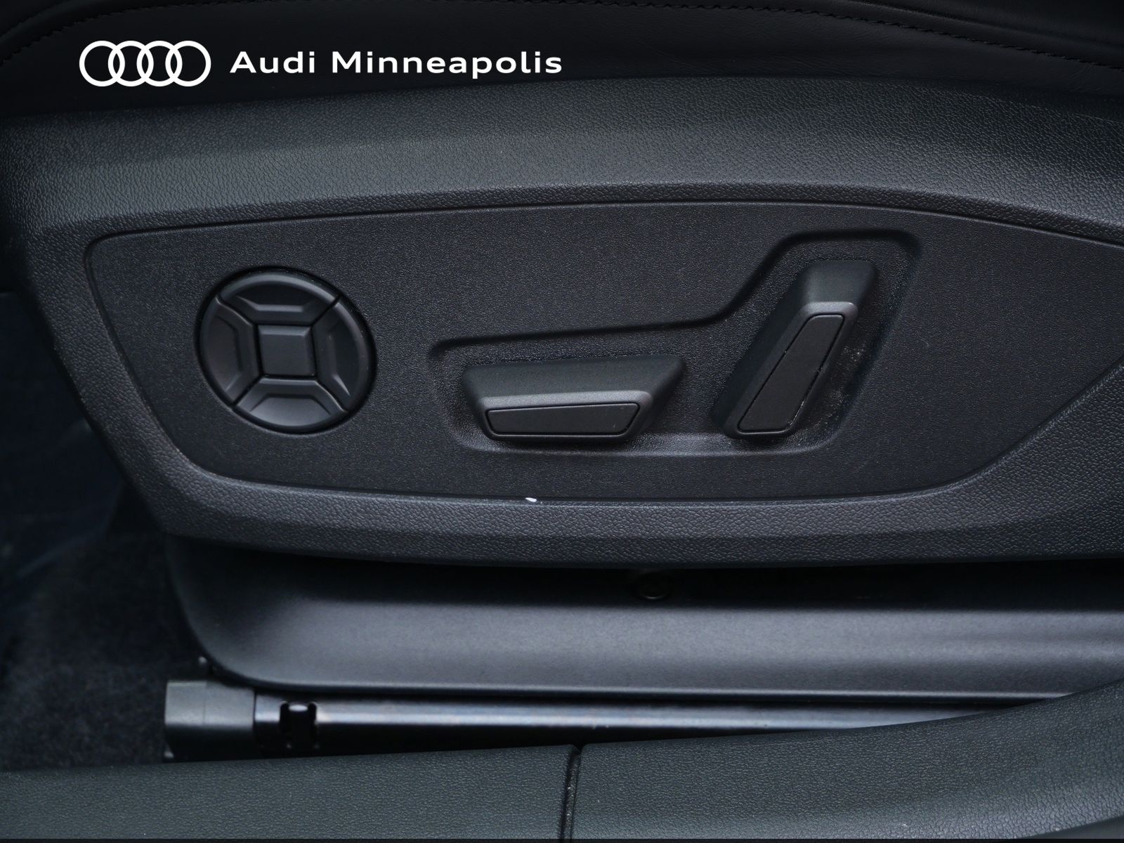 Thumbnail: 2023 Audi RS 3 - 14