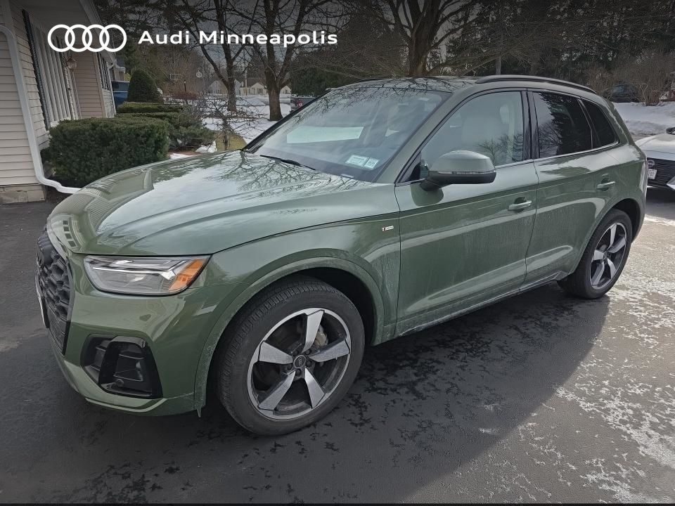 Thumbnail: 2023 Audi Q5 - 1