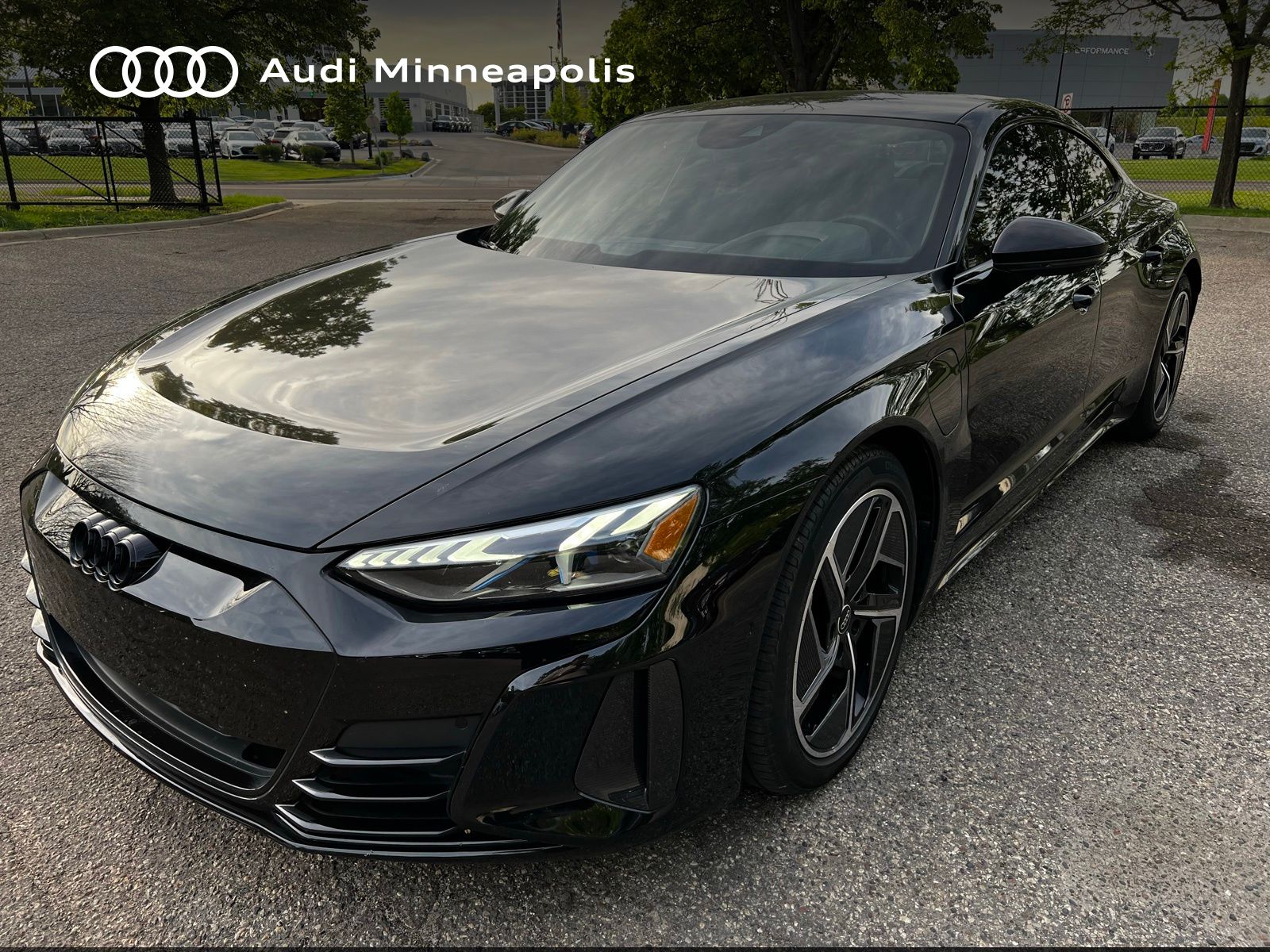Thumbnail: 2023 Audi RS e-tron GT - 1