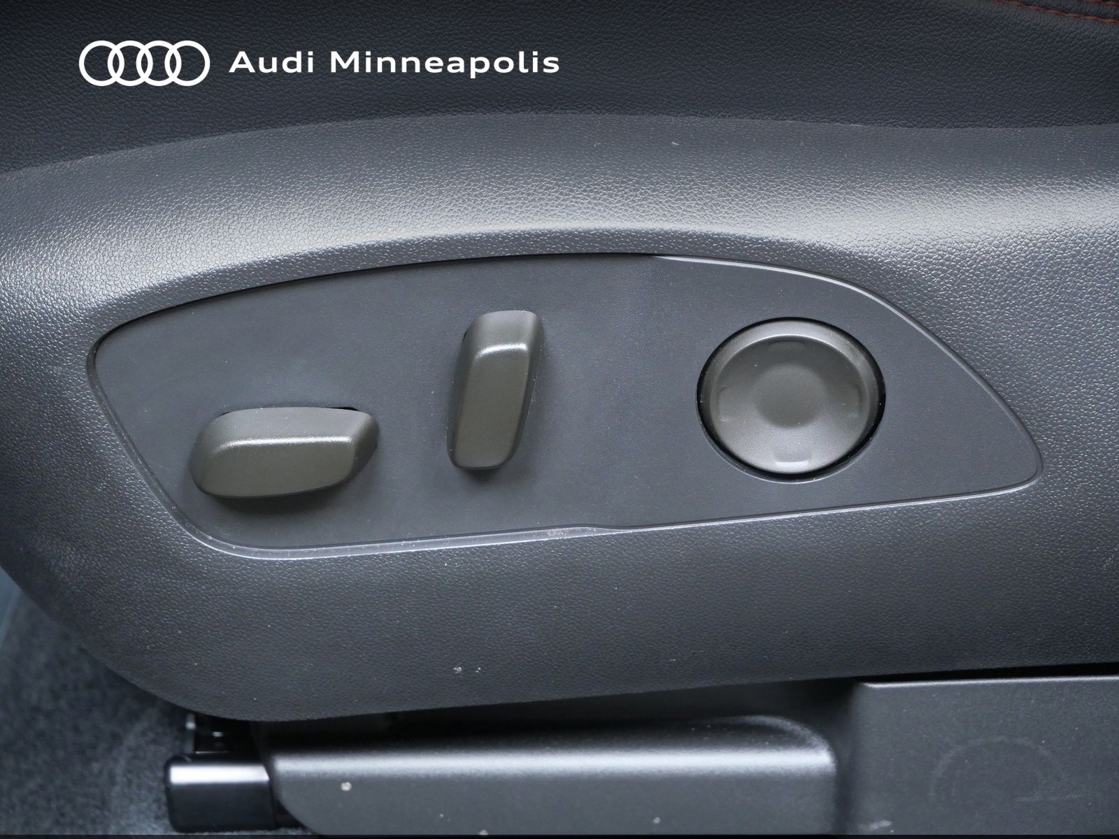 Thumbnail: 2024 Chevrolet Traverse - 13