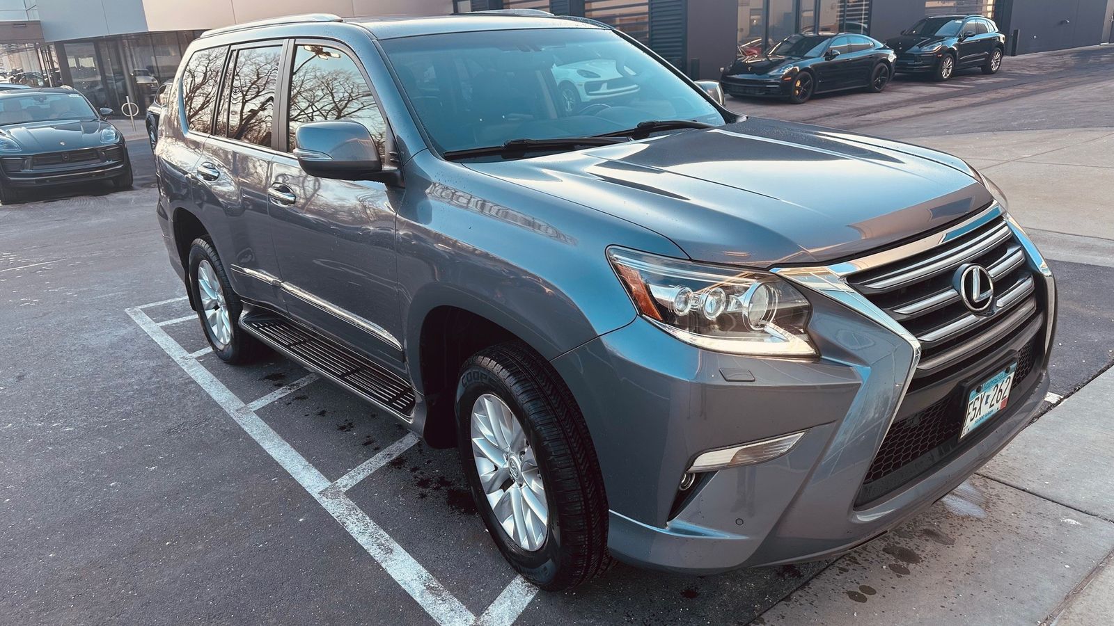 Thumbnail: 2015 Lexus GX - 4