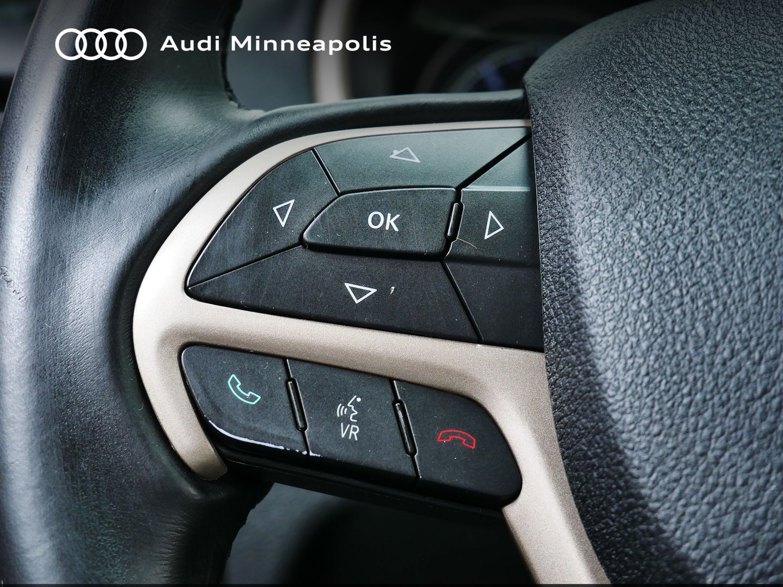 Thumbnail: 2016 Jeep Cherokee - 19