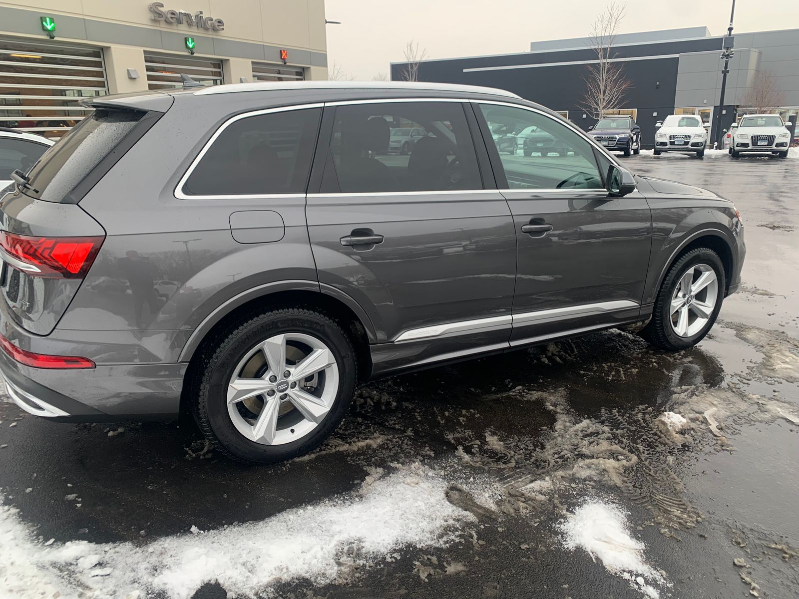 Thumbnail: 2020 Audi Q7 - 3