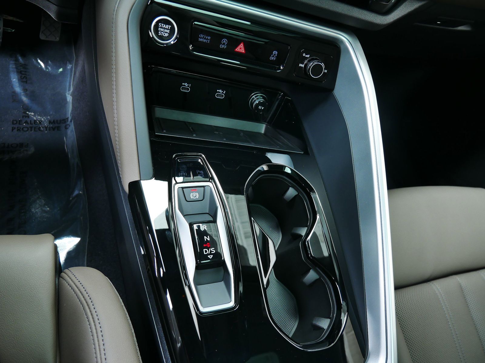 Thumbnail: 2025 Audi Q5 - 14