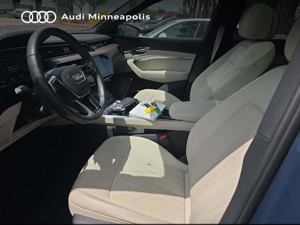 Thumbnail: 2024 Audi Q8 e-tron - 12
