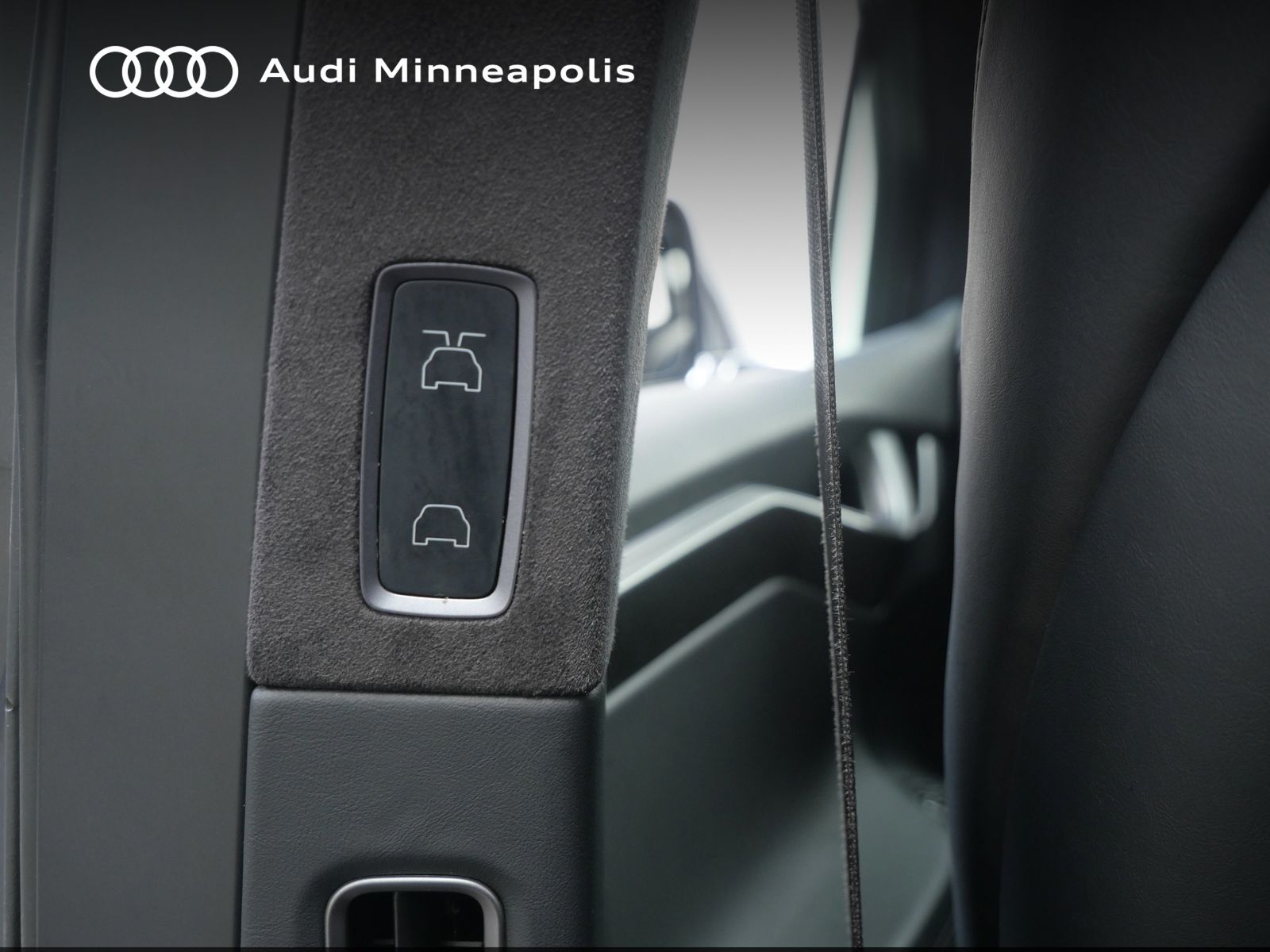 Thumbnail: 2020 Tesla Model X - 17