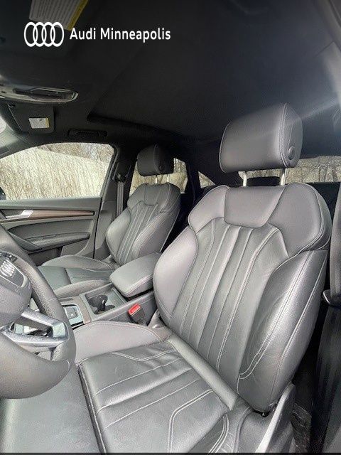 Thumbnail: 2023 Audi Q5 - 11