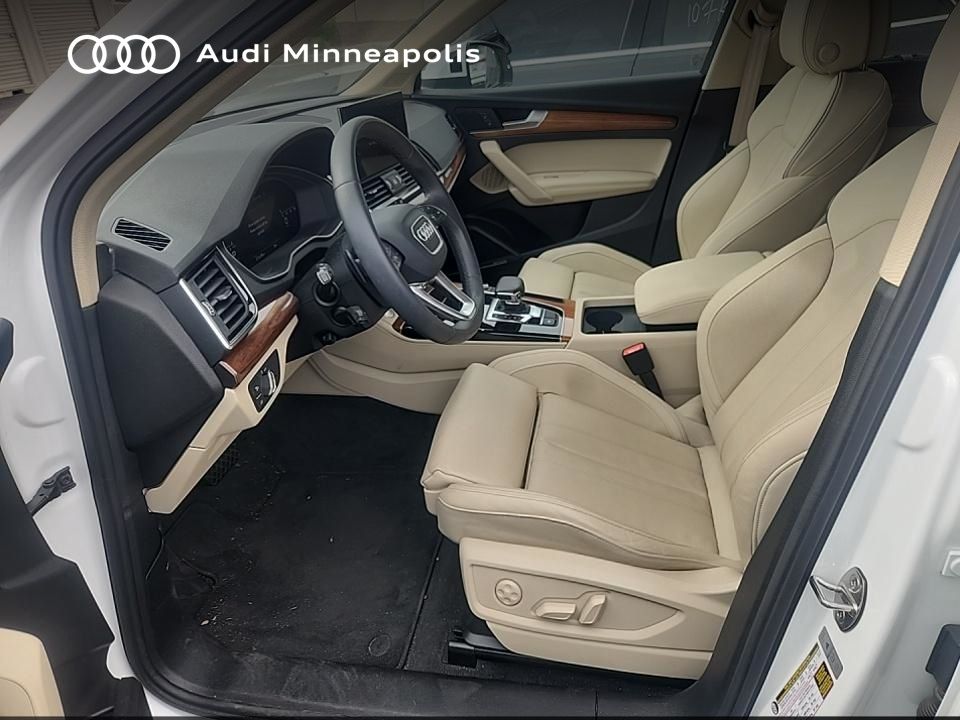 Thumbnail: 2023 Audi Q5 - 2