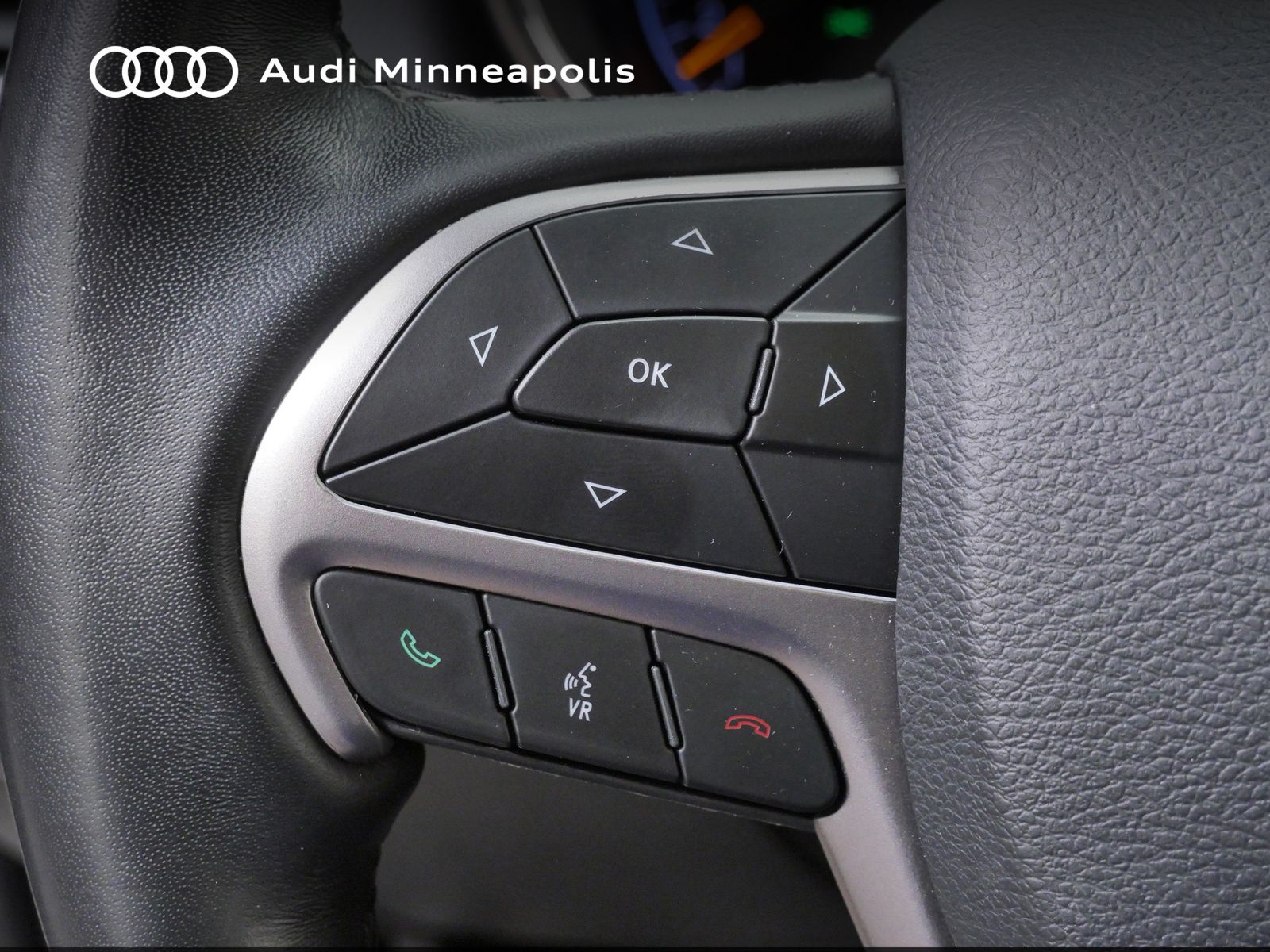 Thumbnail: 2021 Jeep Grand Cherokee - 20