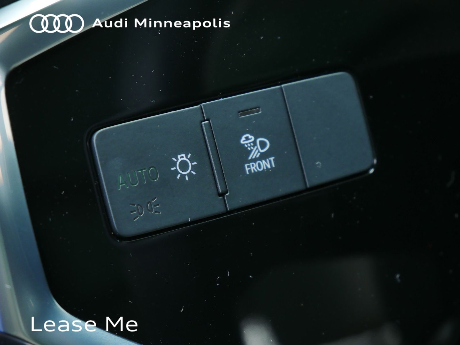 Thumbnail: 2025 Audi Q3 - 18