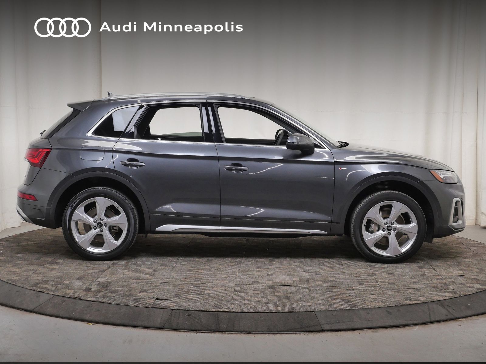 Thumbnail: 2023 Audi Q5 - 10