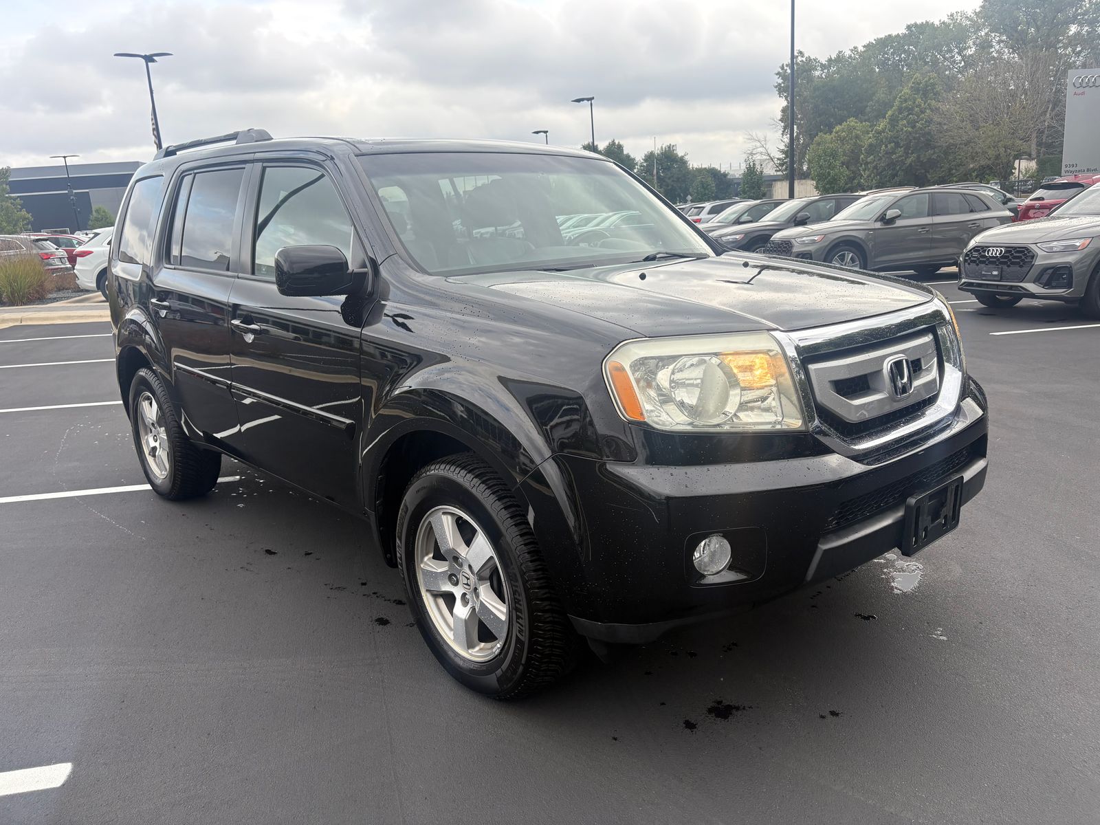 Thumbnail: 2011 Honda Pilot - 4