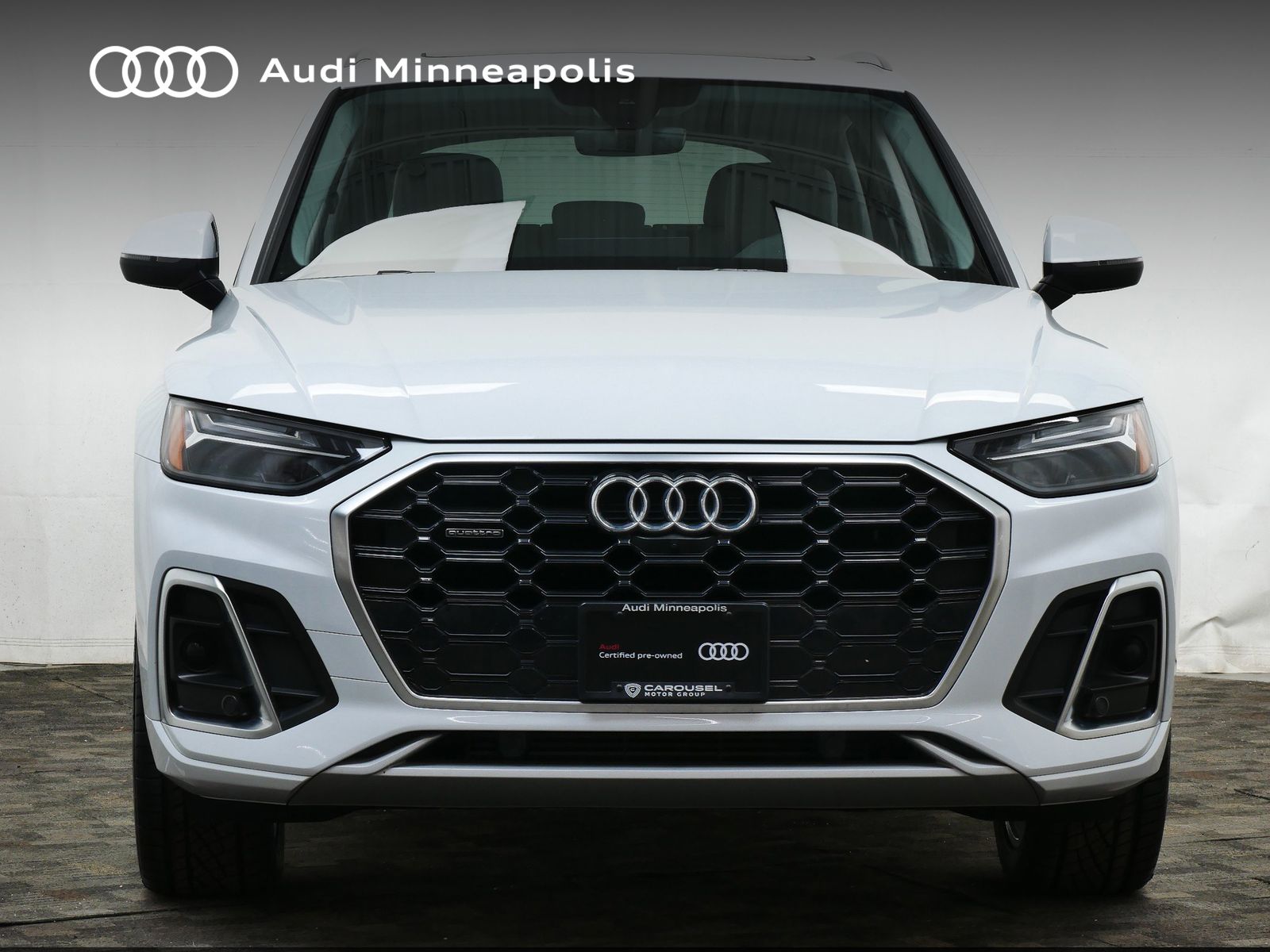 Thumbnail: 2023 Audi Q5 - 12