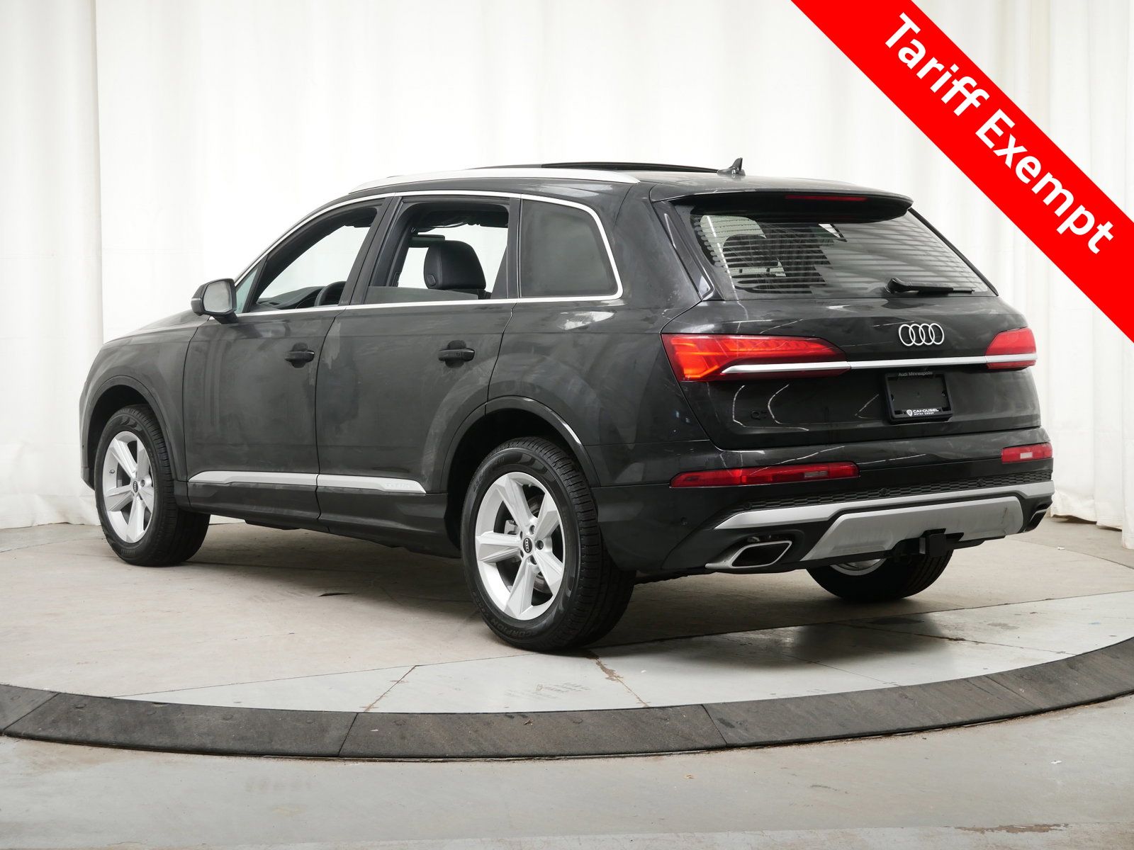 2025 Audi Q7 55 Premium photo 4