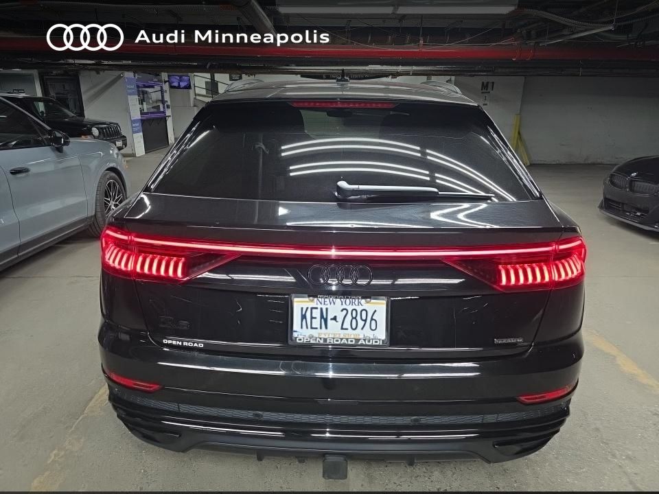 Thumbnail: 2023 Audi Q8 - 7