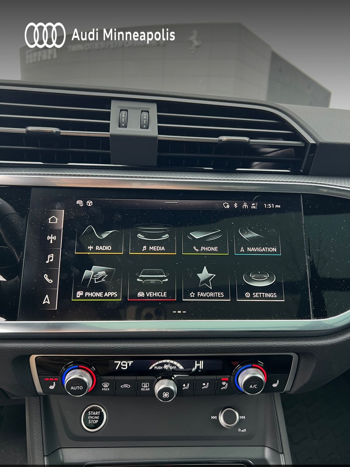 Thumbnail: 2025 Audi Q3 - 17